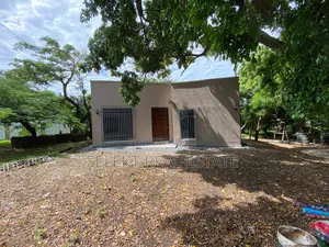 2bdrm House in Oyster Bay for rent