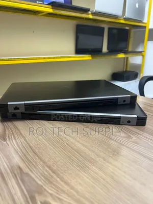 Laptop Dell Latitude 5580 8GB Intel Core i7 HDD+SSD 500GB