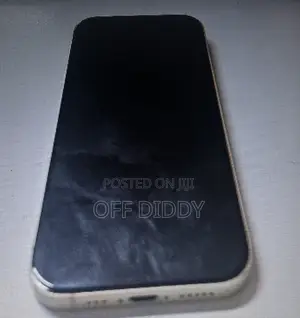Apple iPhone 15 128 GB Gold