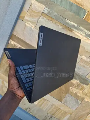 Laptop Lenovo Yoga 11e 4GB Intel Celeron HDD 1T