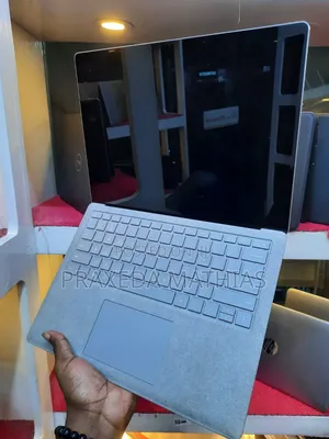 Laptop Microsoft Surface Laptop 2 16GB Intel Core i7 SSD 256GB