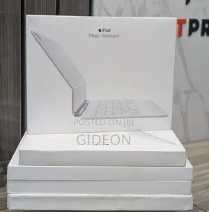 Apple Magic Keyboard iPad Air M3 13”