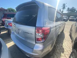 Subaru Forester 2010 Silver