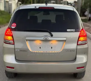 Toyota Corolla Spacio 2003 Gold