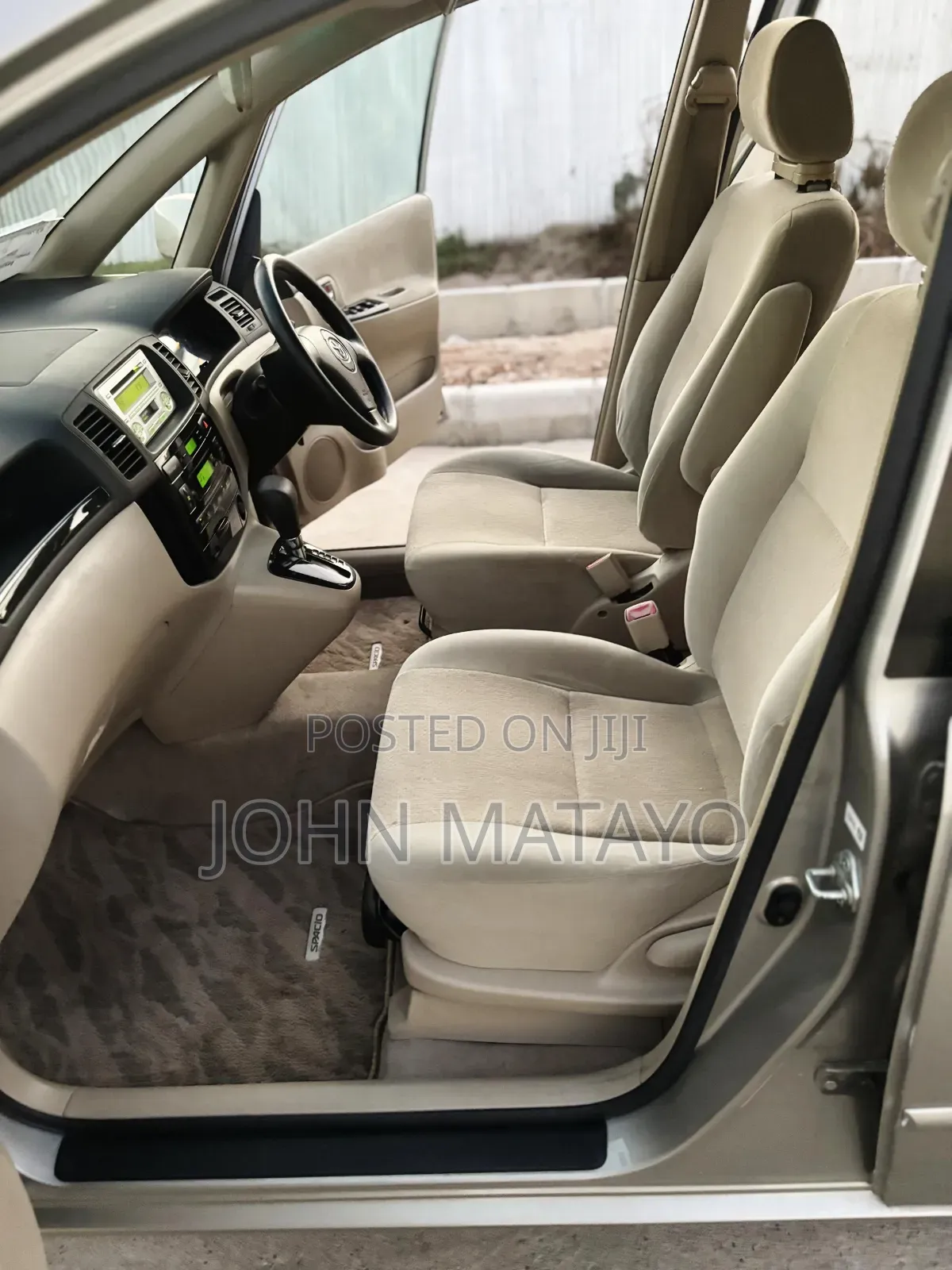Toyota Corolla Spacio 2003 Gold