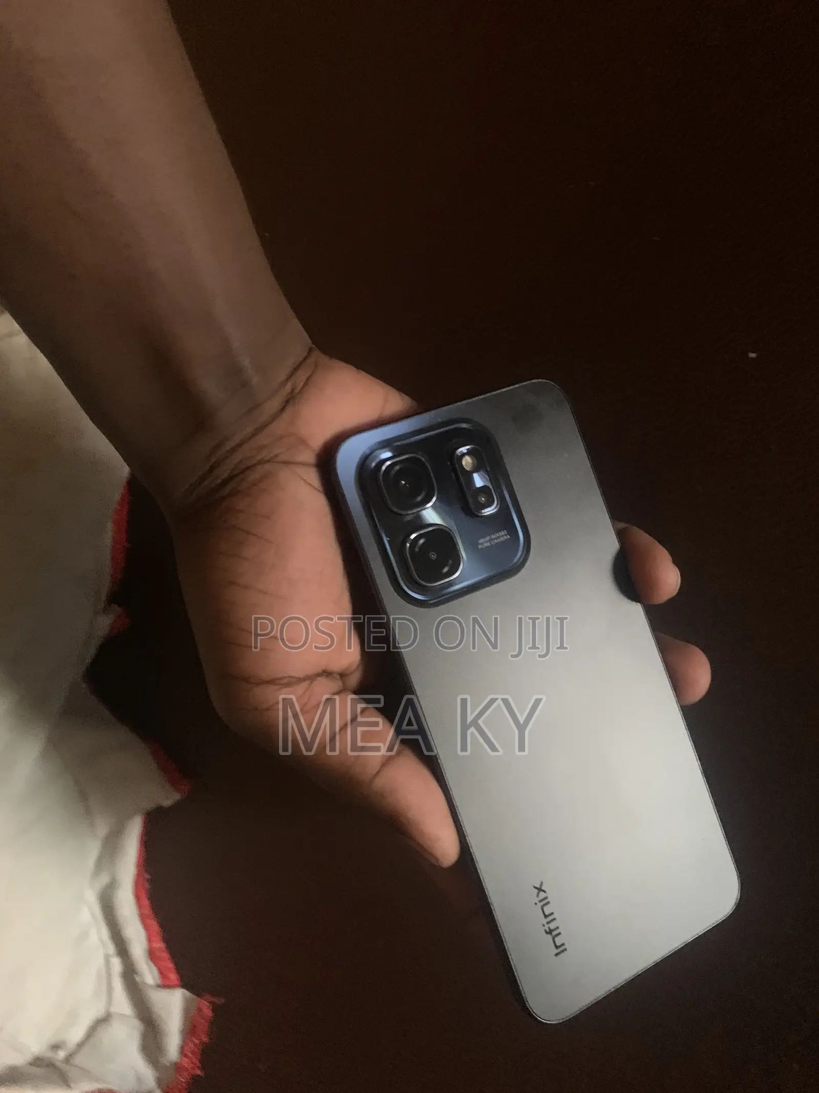 Infinix Hot 50i 128 GB Black