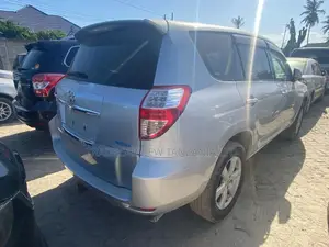 Toyota Vanguard 2007 Silver