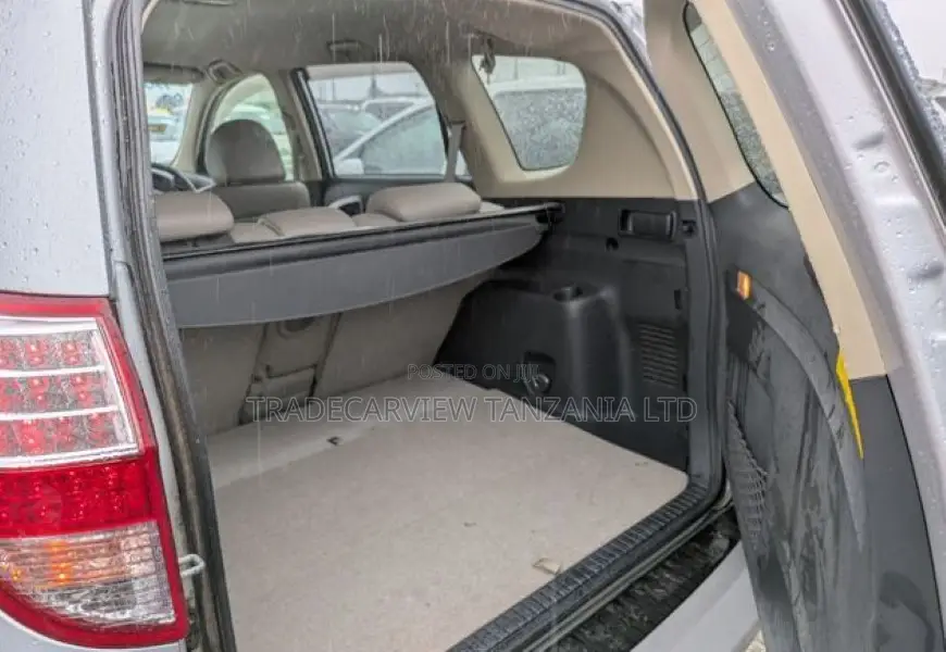 Toyota Vanguard 2007 Silver
