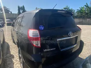 Toyota Vanguard 2008 Black