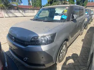 Toyota Corolla Rumion 2010 Silver