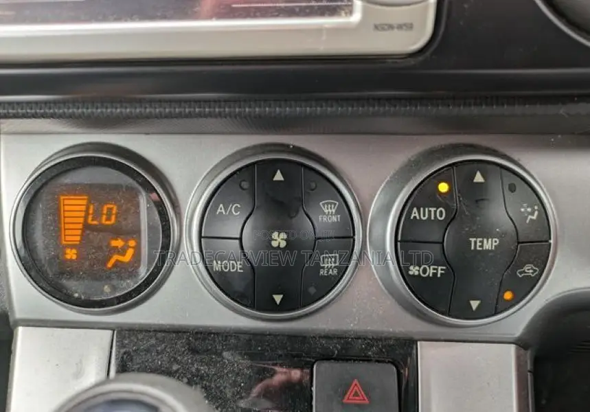 Toyota Corolla Rumion 2010 Silver
