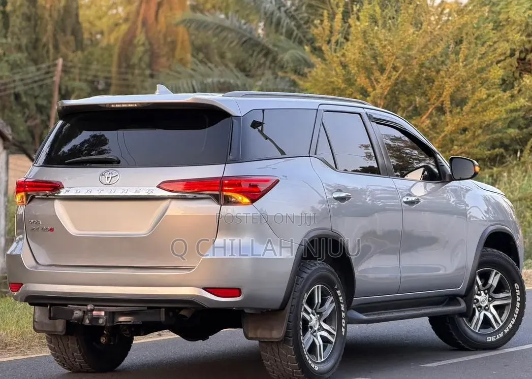 Toyota Fortuner 2018 Gray