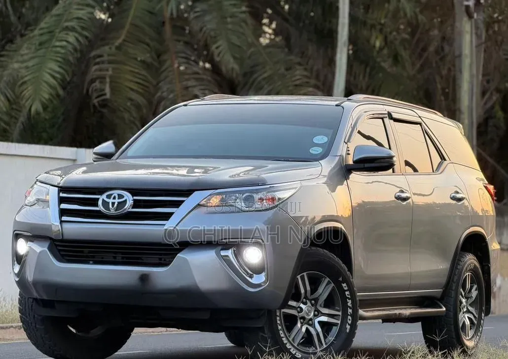 Toyota Fortuner 2018 Gray