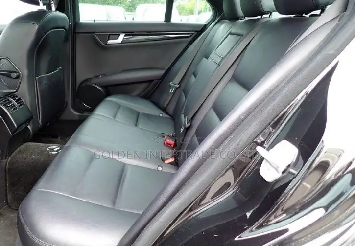 Mercedes-Benz C-Class C 180 (C204) 2012 Black