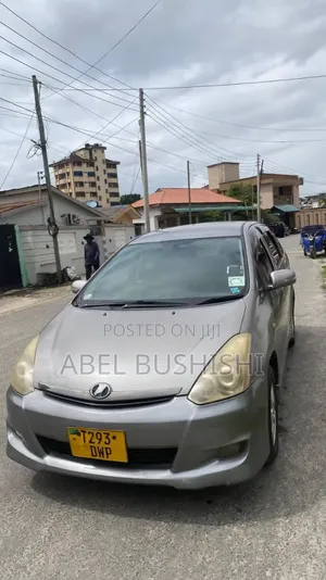 Toyota Wish 2013 Silver