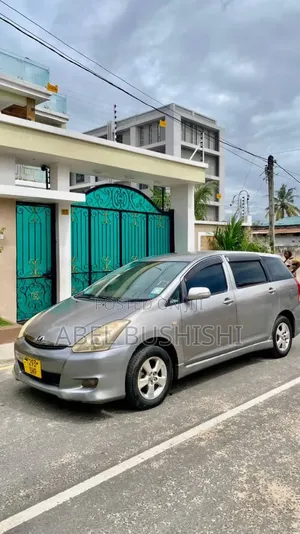 Toyota Wish 2013 Silver