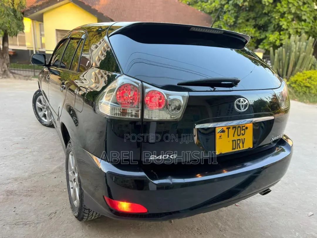 Toyota Harrier 2.4 4WD 2011 Black