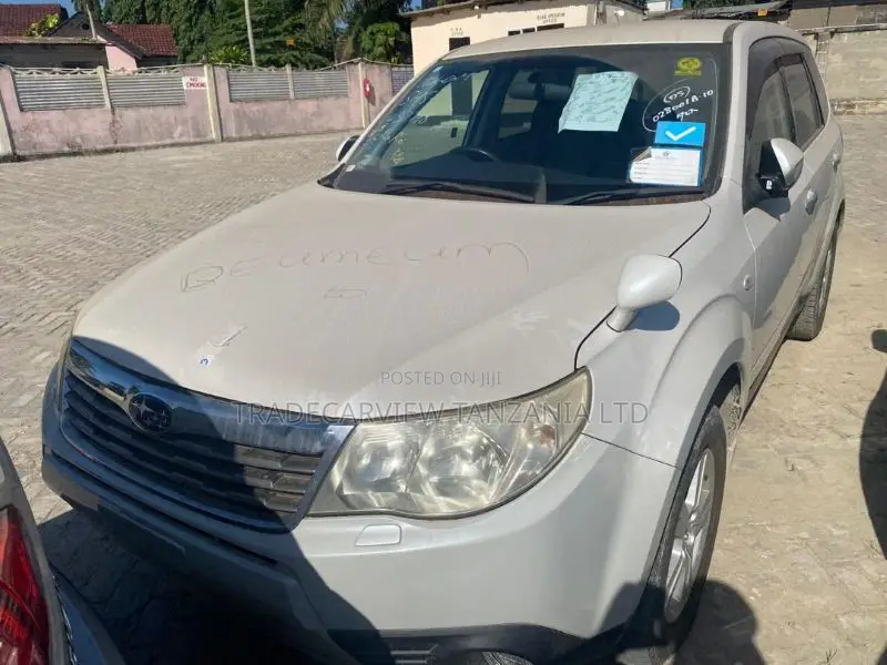 Subaru Forester 2009 White