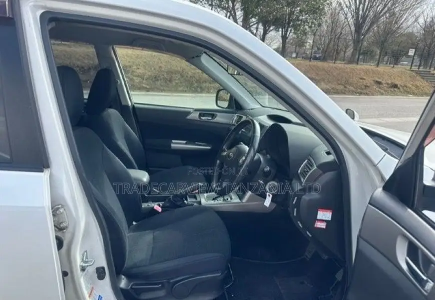 Subaru Forester 2009 White