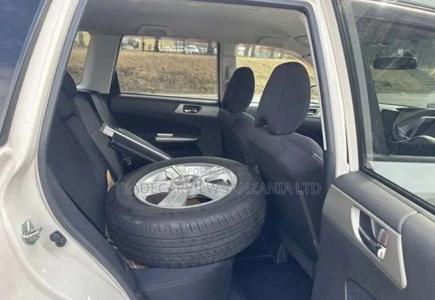 Subaru Forester 2009 White
