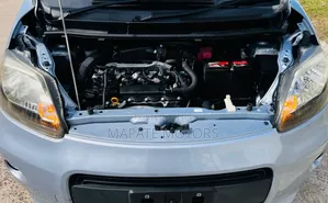 Toyota Porte 2015 Silver