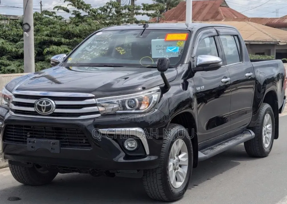 Toyota Hilux 2018 Black