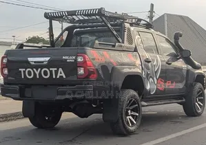 Toyota Hilux 2019 Gray