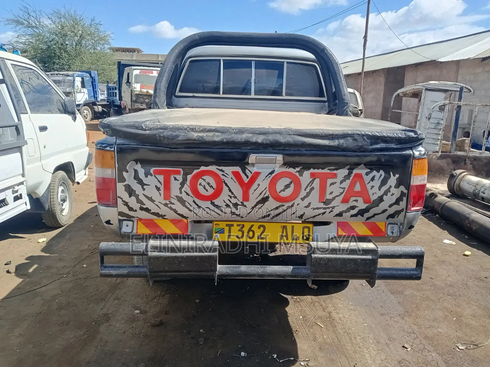 Toyota Hilux Surf 1998 Black