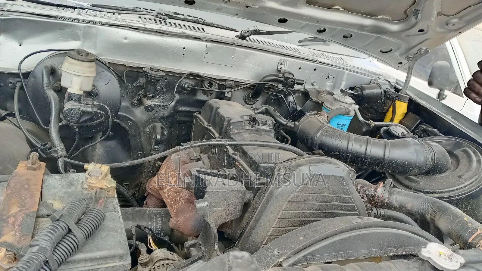 Toyota Hilux Surf 1998 Black