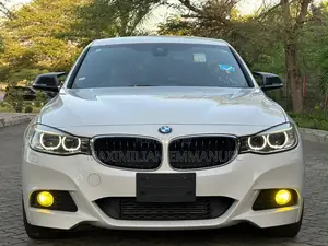 BMW M1 2014 White