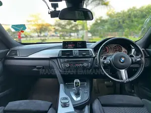 BMW M1 2014 White