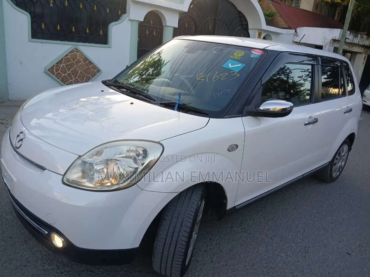 Mazda Verisa 2010 White