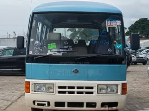 Nissan Civilian 1985