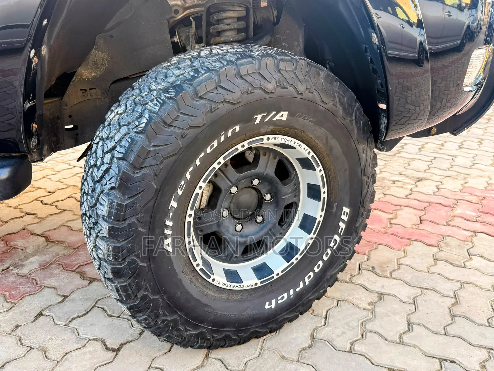 Toyota Hilux Surf 2004 Black