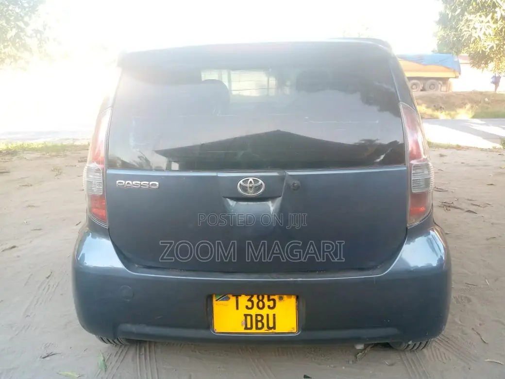 Toyota Passo 2006 Gray