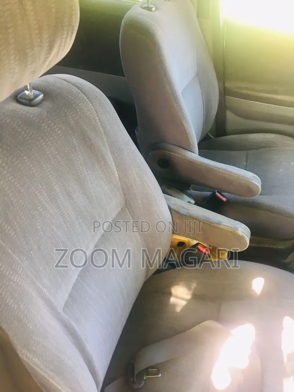 Toyota Noah 2003 Silver