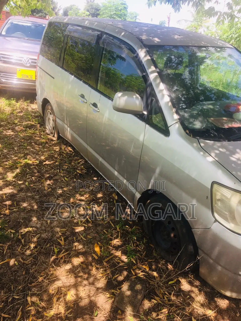 Toyota Noah 2003 Silver