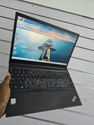 Laptop Lenovo ThinkPad E15 8GB Intel Core i5 SSD 256GB