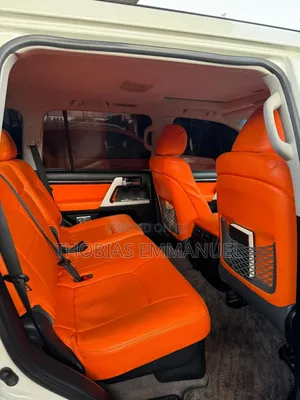 Toyota Land Cruiser 2023 White