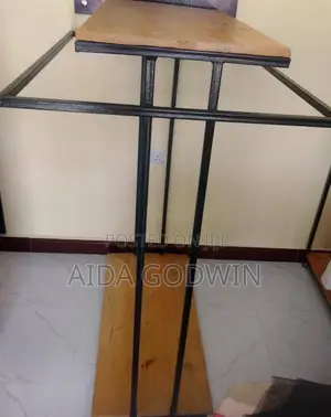 Shelf Za Dukani