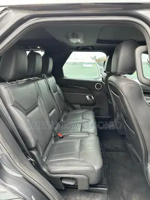 Land Rover Discovery 2020 Gray