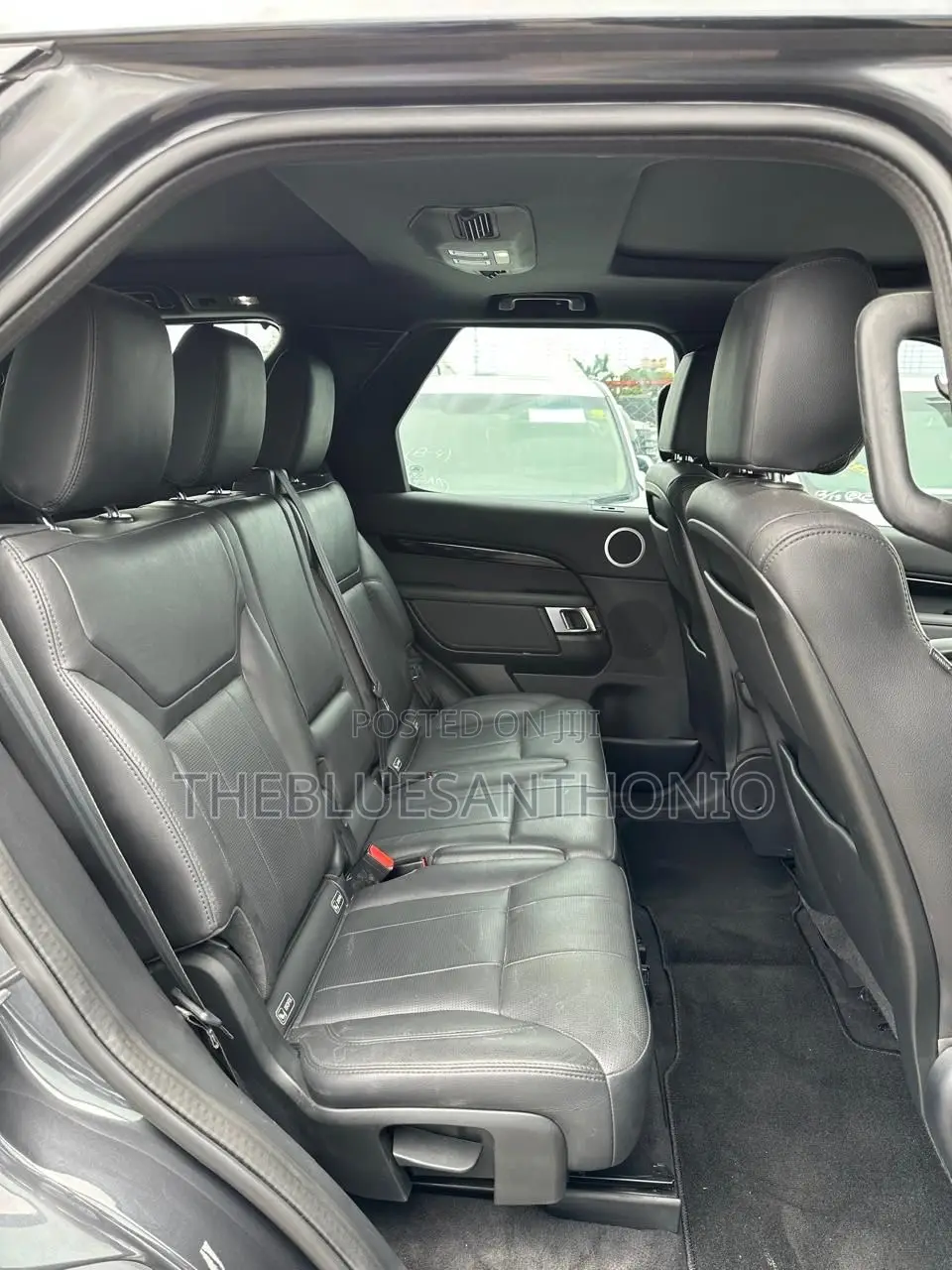Land Rover Discovery 2020 Gray