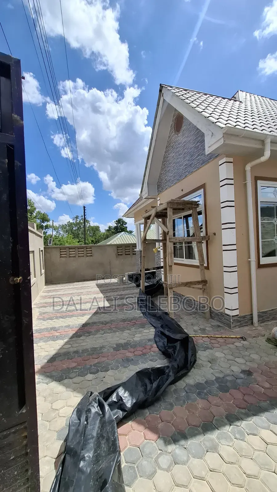 3bdrm Bungalow in Makongo Juu Ccm, Goba for sale