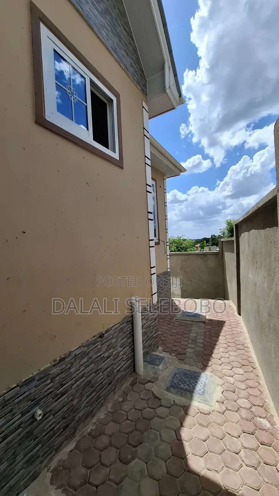 3bdrm Bungalow in Makongo Juu Ccm, Goba for sale