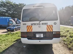 Toyota Coaster 2007 White