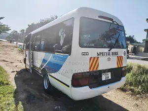 Toyota Coaster 2007 White