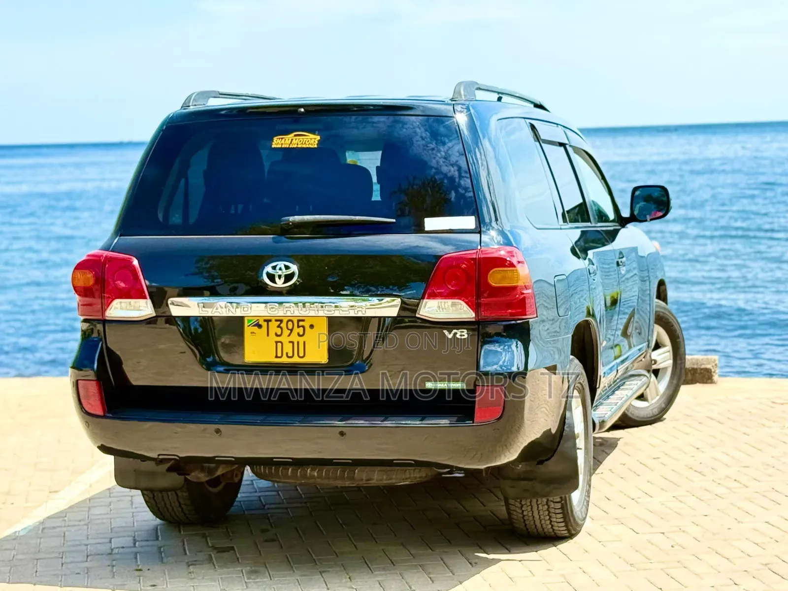 Toyota Land Cruiser 2014 Black