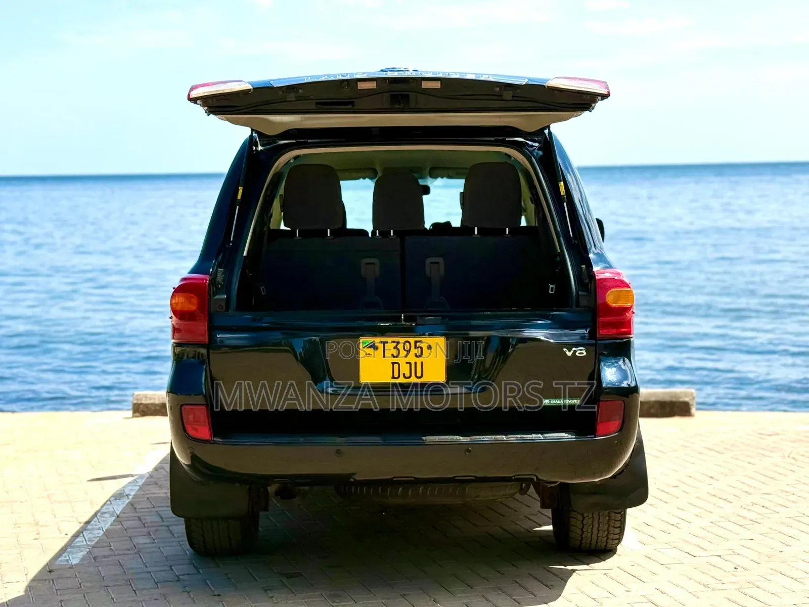 Toyota Land Cruiser 2014 Black