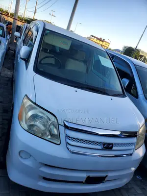 Toyota Noah 2009 Silver