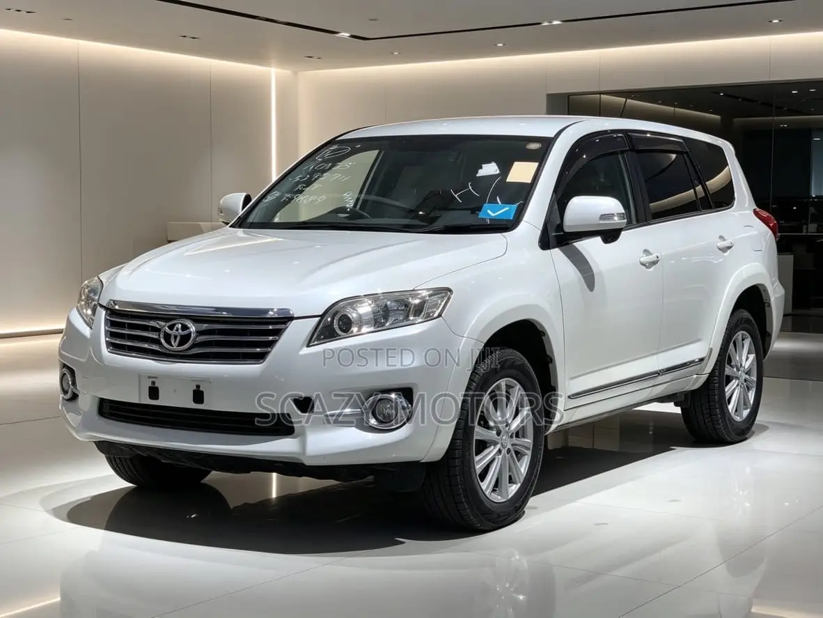 Toyota Vanguard 2012 White